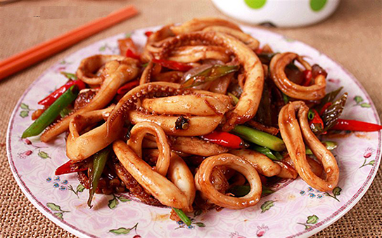 muc-xot-chua-cay Hướng dẫn làm mực xốt chua cay ngon khó cưỡng