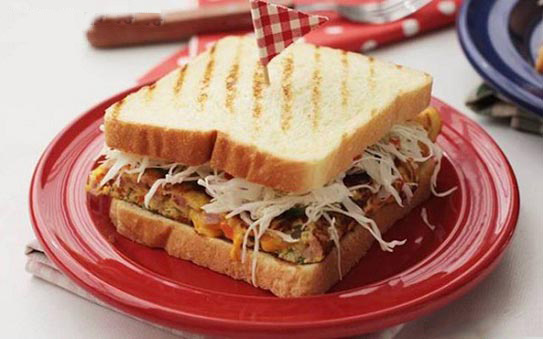 Cách làm bánh sandwich kẹp đơn giản, bổ dưỡng cho bữa sáng